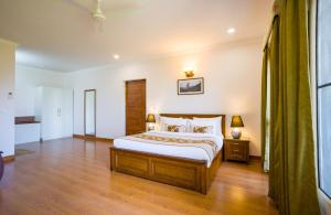 Alaya Stays Captains Nest 3 BHK Retreat With Garden & Scenic Views