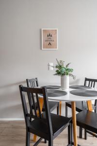 1BR Apartment with Balcony next to Railway Station