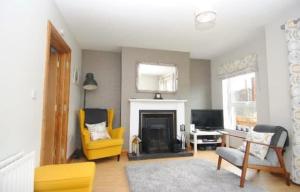 Causeway Coastal Terrace Holiday Home portstewart