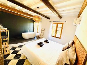 Villas Villa Charme avec Piscine privee au coeur des Vignes : photos des chambres