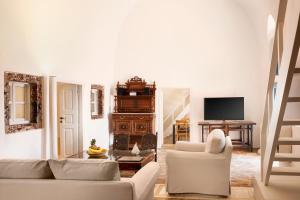 Iviscos Traditional House