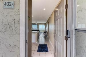 102 Coral Sands