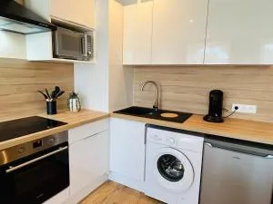 Abelia YourHostHelper - 阿尔让唐