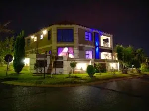 XLA Home-Luxury - Evander