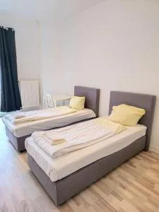 Großzügiges Apartment mit Balkon und 3 Schlafzimmern - 新明斯特