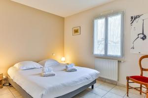 Maisons de vacances Les Pinsons - Jardin - Parking - Wifi : photos des chambres