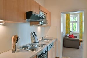 Ferienwohnung-2-Villa-Celia-Sellin-strandnah-fuer-6-Personen