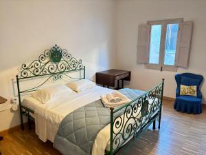 Elegant & Rustic Apartment - Piazza Castello