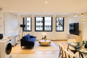 Home by La Sinfonía Tông Đản