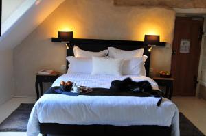 Hotels Les Glycines Vezelay : photos des chambres