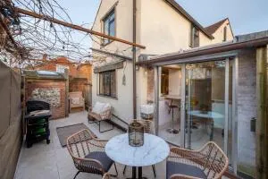 Purple Poppy Cottage - Hoveringham