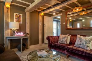 Purple Poppy Cottage