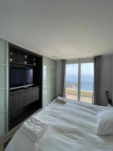 3 bedrooms Duplex penthouse - Monaco border 2min walking distance