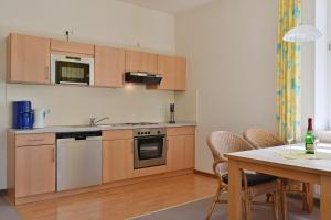 Ferienwohnung-1-Villa-Celia-Sellin-strandnah-fuer-6-Personen