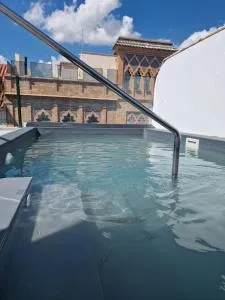 Hotel y Apartamentos Doña Lola - Sevilla