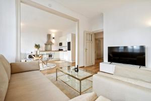 Stylish 2BR Stay in Luxembourg Gare