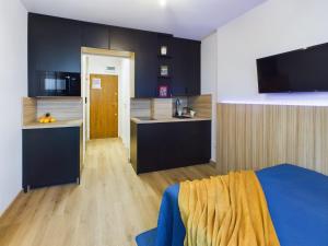 Modern Air-conditioned Studio by Noclegi Renters