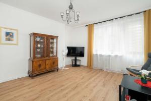 Wyjątkowy Apartament z Balkonem by Noclegi Renters