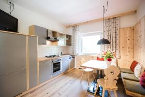 Apartment with Balcony room in Appartements Drei Zinnen
