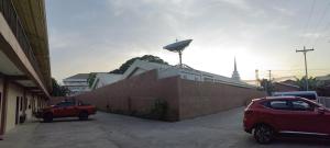 Central & Serene 1-Bedroom Stay with Breakfast