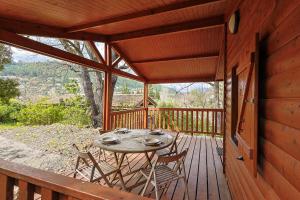 Chalets Les Canonniers - Chalet avec Piscine : photos des chambres
