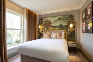 Deluxe Double Room - Non-Smoking room in Cedar Court Hotel Harrogate Ascend Hotel Collection