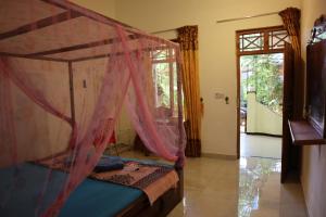 Eagle Resort Arugambay