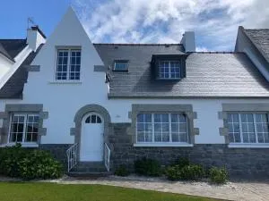 Gwaskedou, sea view, beach and city center - Île de Batz