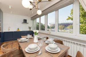 Apartment in the Centre of Warsaw by Noclegi Renters