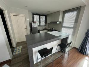 Vivacity 3 Bed Room