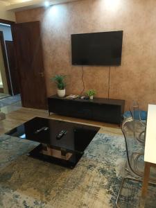 2nd Flr 3 bed flat in the Heart of Edgware Road-G20
