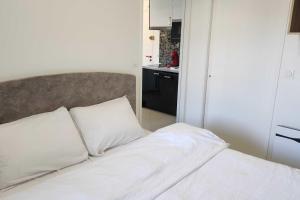 Nice T2 with balcony - near beach