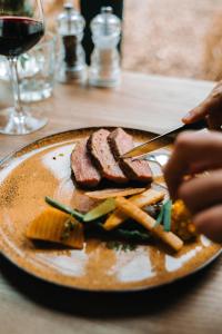 Hotels Les Violettes Hotel & Spa : photos des chambres