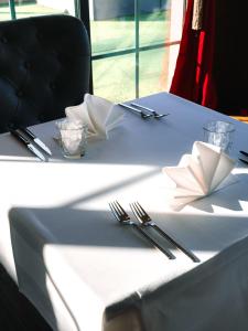 Hotels Les Violettes Hotel & Spa : photos des chambres