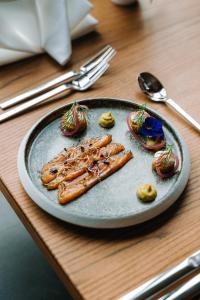 Hotels Les Violettes Hotel & Spa : photos des chambres