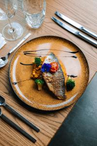 Hotels Les Violettes Hotel & Spa : photos des chambres