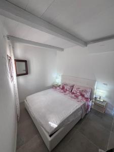 Rena Bianca Residence 201