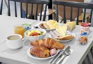 Hotels B&B HOTEL Paris Est Bobigny Universite : photos des chambres