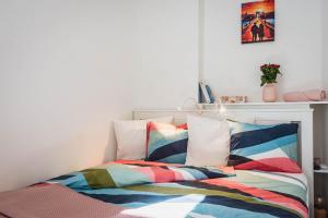 Central Harmony Apartment