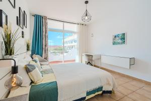 Marina Palace with Swimming Pool