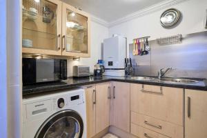 Host & Stay - The Aquamarine Weymouth Beach