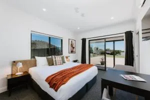 Grevillea Suite - A Serene Haven for Couples - Apple Tree Flat