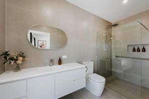 Grevillea Suite - A Serene Haven for Couples