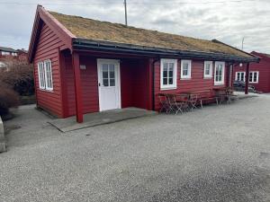 One-Bedroom Cottage room in Haraldshaugen Camping