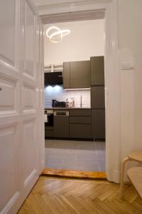 Studio Apartment - 5 min from City Center with AC