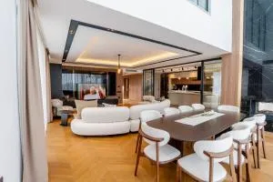 6-Bedroom Villa with Sauna & Pool - Yukarıkaraman