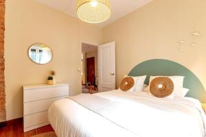 ACOGEDOR Y CON VISTAS - Casco Viejo & Parking