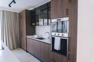 Waters Edge Suite Xlendi Direct Seafront with Private Roof Top Jacuzzi