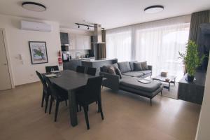 The Valley Collection - Suite A10