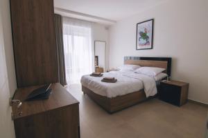 The Valley Collection - Suite A10